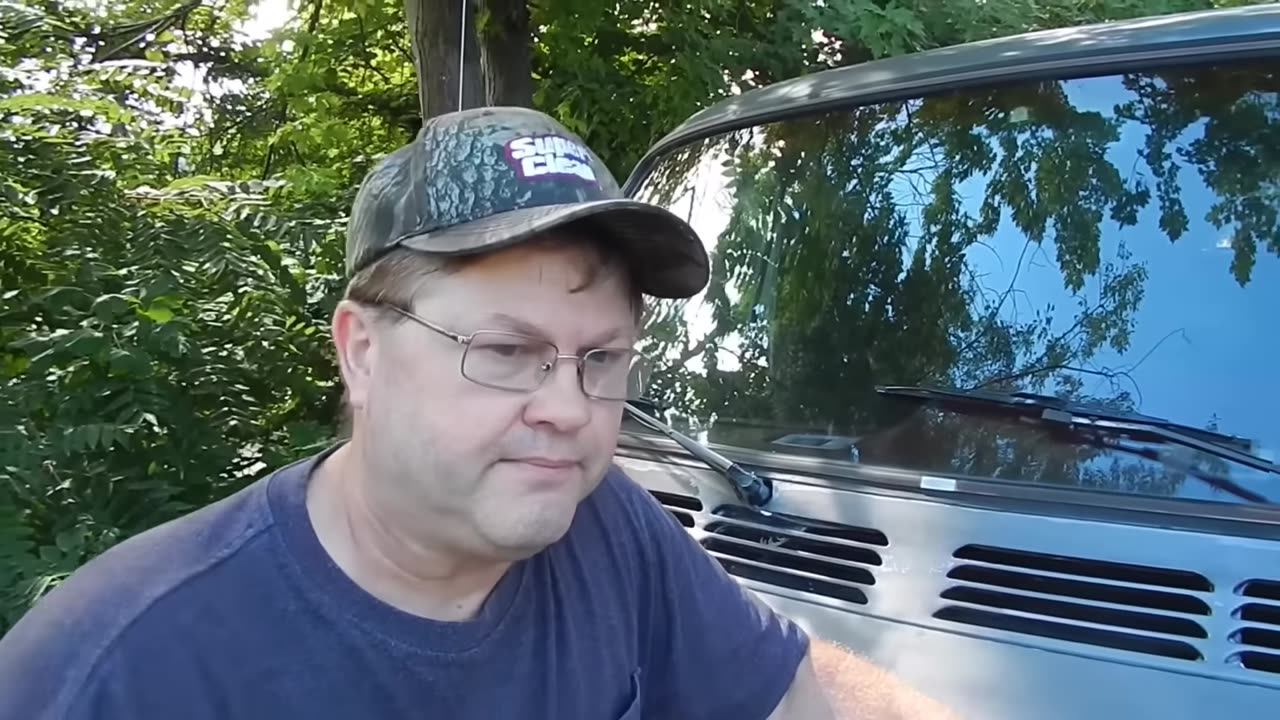 Using a Roller to Paint Your Car ? Redneck Roll'n is Fine, '89 Dodge Van gets New Face Shine!