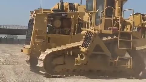 #cat#caterpillar#buldozer#johndeere#bobcat#machine (10)