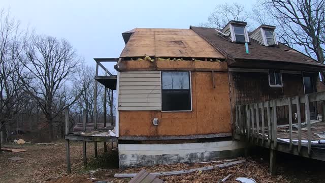 Demolishing my brothers house, Part 1