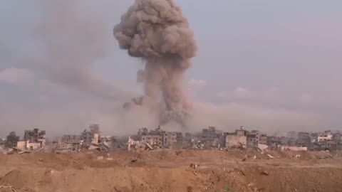 The zionist mined an entire neighbourhood in Jabalia with 4 tons of explosives