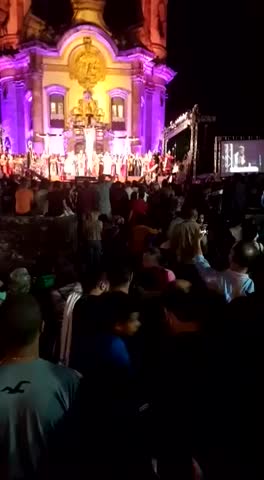 Povo escravizado pela corja de meliantes do Supremo e Congresso