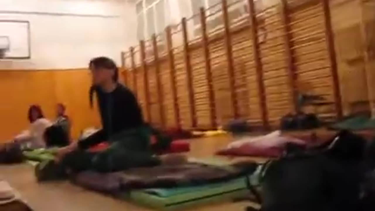 Kazimierz 1 Gong Puja Hall before Puja