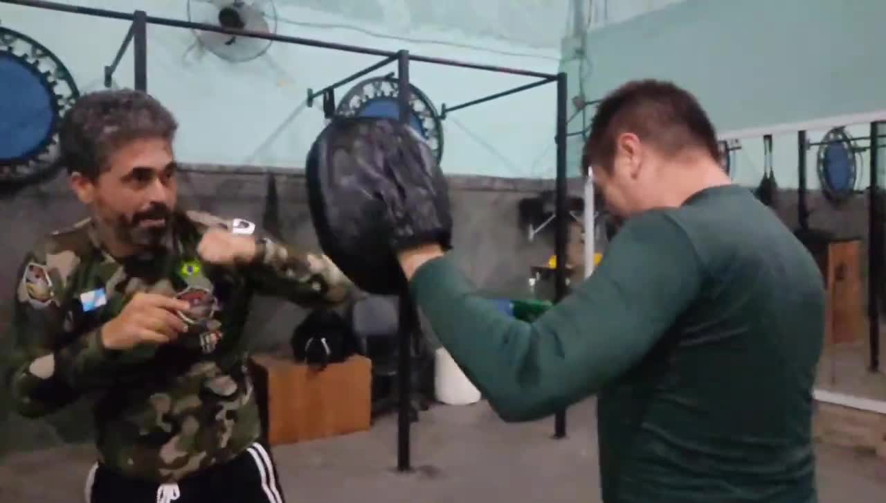 TREINAMENTO EM DUPLA NA ACADEMIA