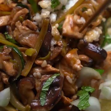 Store-bought Asian cuisine sauces are underrated