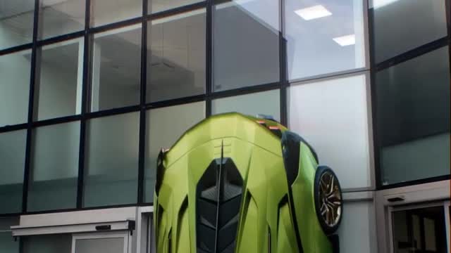Flexible Lamborghini