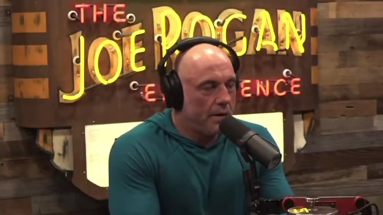 Joe Rogan reads RFK Jr’s post: “The FDA's war on public health is about to end.
