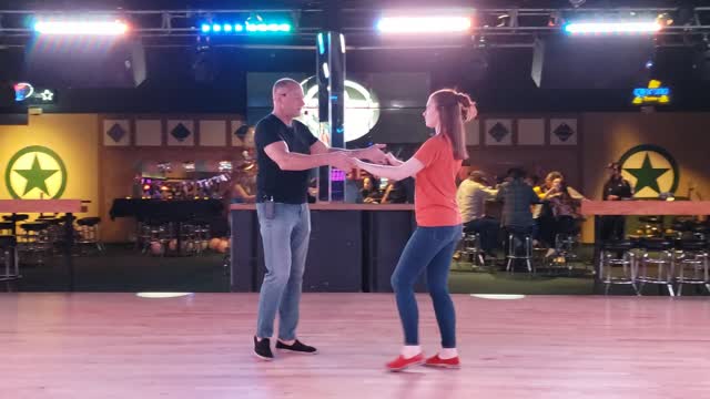 West Coast Swing @ Electric Cowboy with Wes Neese 20230108 193055