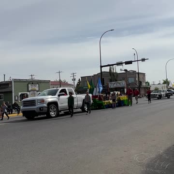 Diamond Valley - Black Diamond Parade Start