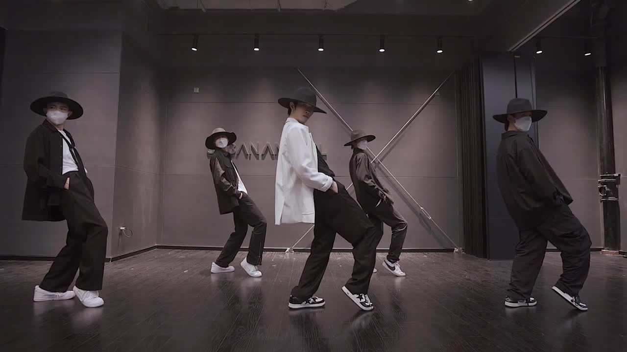Dangerous - Michael Jackson / J-San Choreography