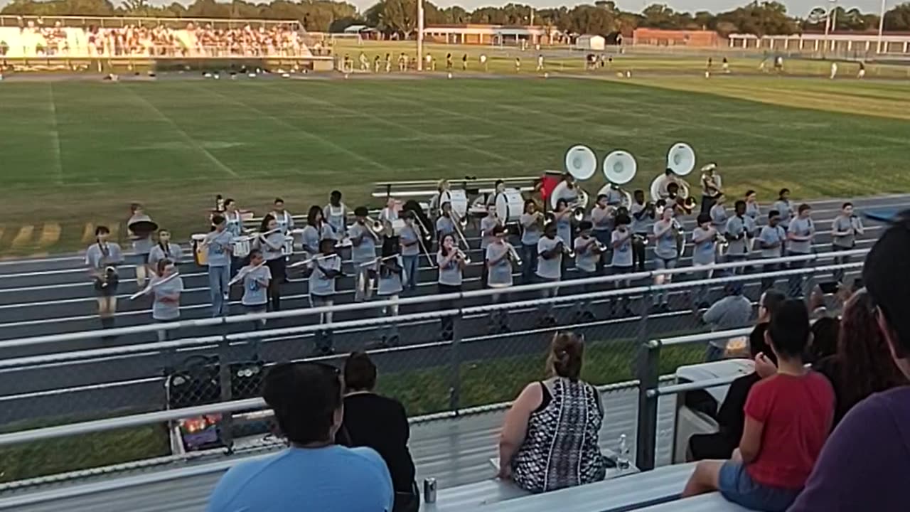 Halftime show: The band!
