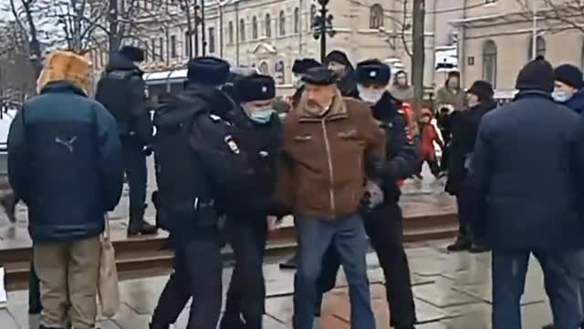 Mass arrests of protesters in Russia