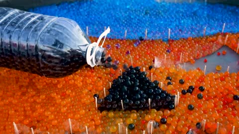 How to make Rainbow Halloween Pumpkins with Orbeez, Big Fanta,Coca Cola vs Mentos and Popular Sodas2