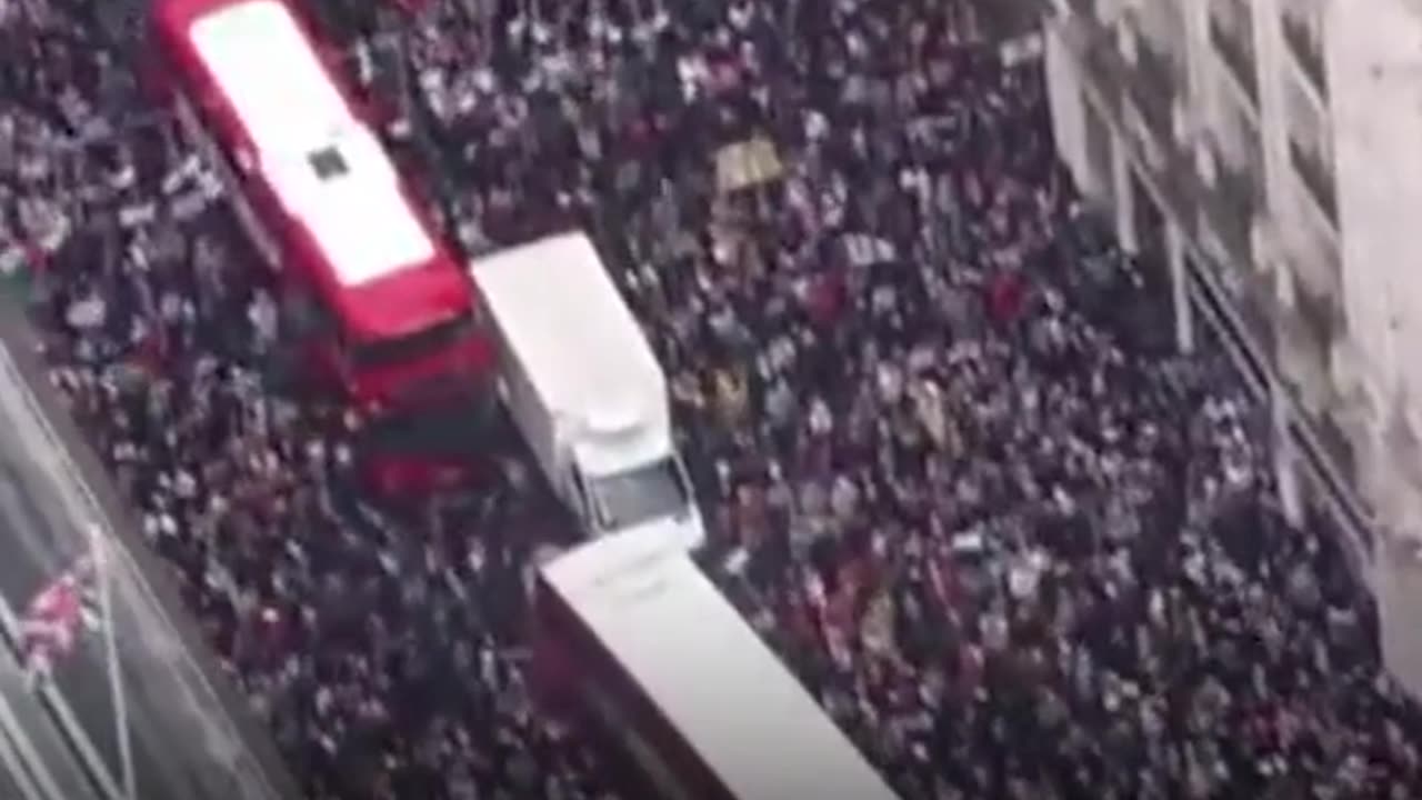 Over 300,000 gather in central London to protest against Israel's actions in Gaza