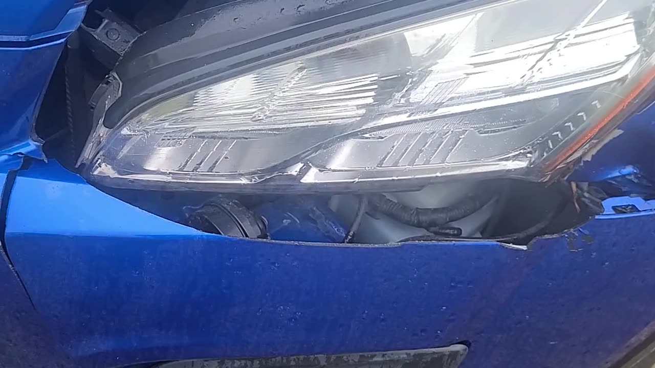 Car cracked up