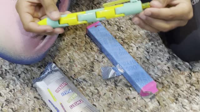 FX sensory pen fidget gets a 3 of 10 kid rating