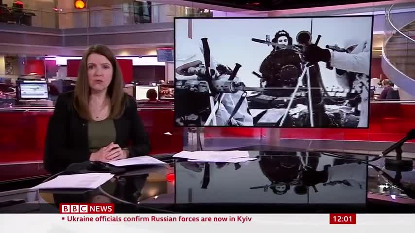 Russian tanks filmed entering Ukraine's capital Kyiv