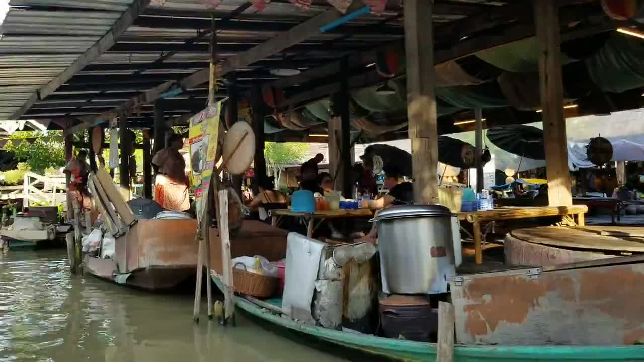 Pattaya Floating Market