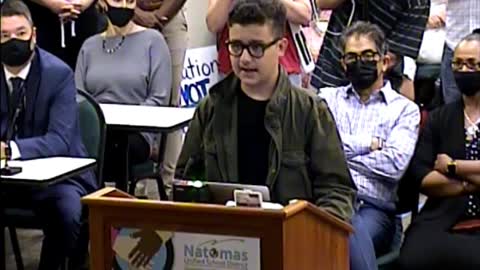 Sophomore speaks out against socialism at school board meeting