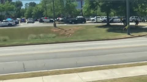 Reports of shooting at an office building near Hamilton Place Mall in Chattanooga