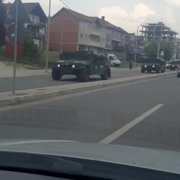 K. Mitrovica-Vučitrn an hour ago, 35+ KFOR vehicles (Lithuanians and Italians)
