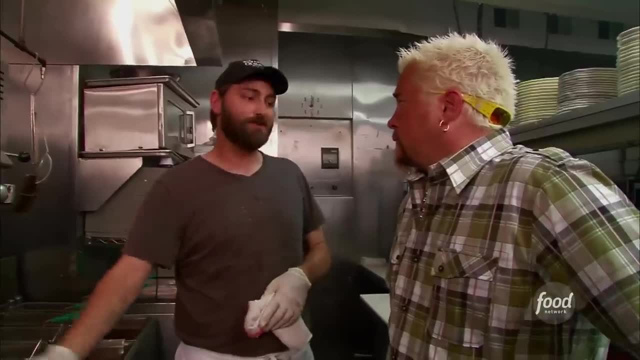 Guy Fieri Eats Chicken Chili Corn Chip Pie Diners