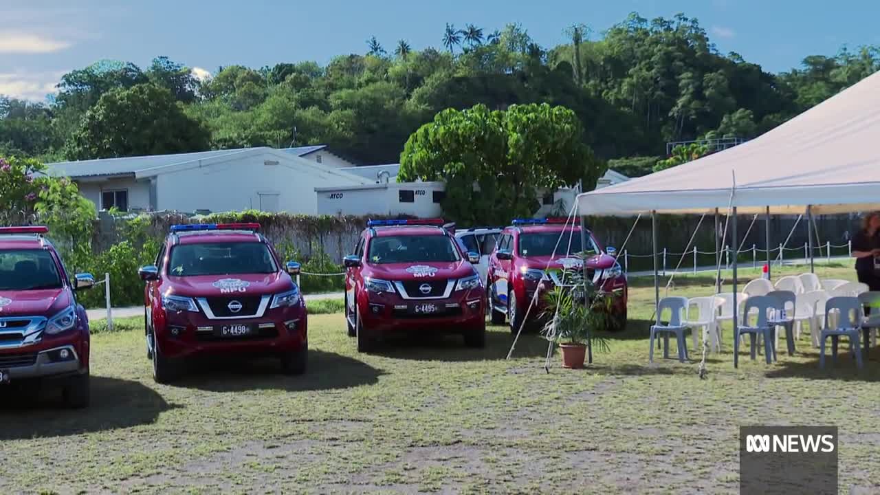 China gifts Solomon Islands police with new equipment days after Australia donation | ABC News