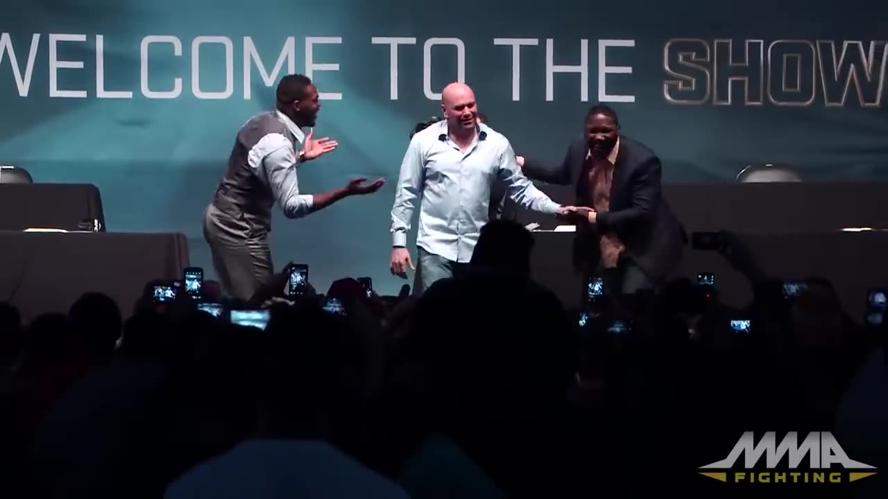 Jon Jones, Anthony Johnson Play Prank on Dana White