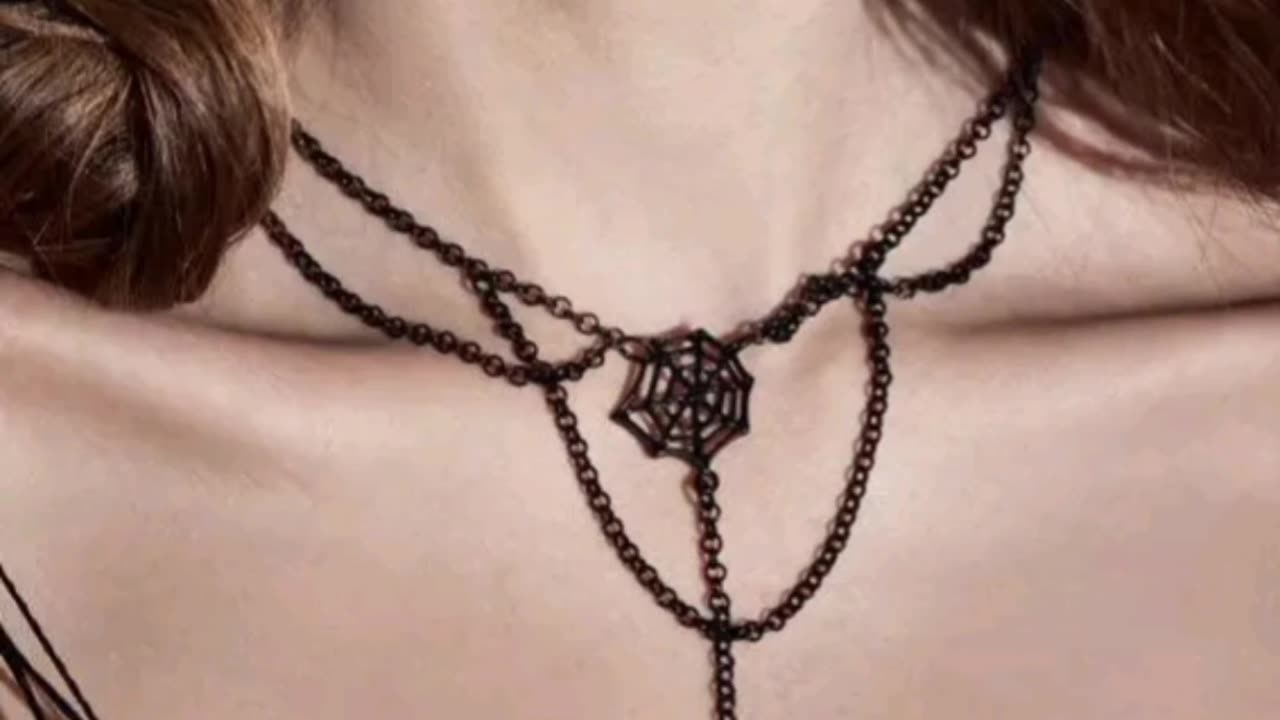 Halloween Spider Web Hollow Out Pendant Necklace for Women