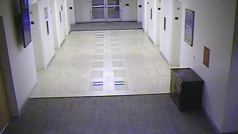 8441OHOB06MainElevatorLobby_2021-01-06_01h00min00s390ms.mp4