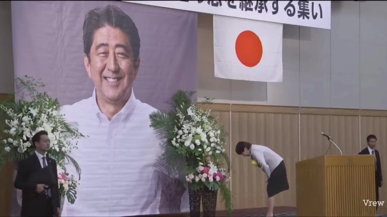 もうこれ高市総理大臣やんか 私たちはまだ安倍総理から残された宿題あります 憲法の改正 皇統をちゃんと守りましょう