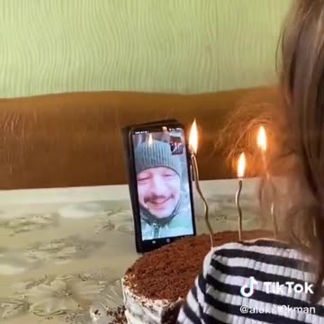 This little Ukrainian girl wishes her dad a Happy Birthday, while he’s at the frontline.