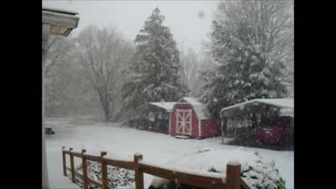 Snow April 18, 2022, 12:45 PM