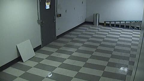 6052RHOBG2G206NorthLobby_2021-01-05_05h40min00s630ms.mp4