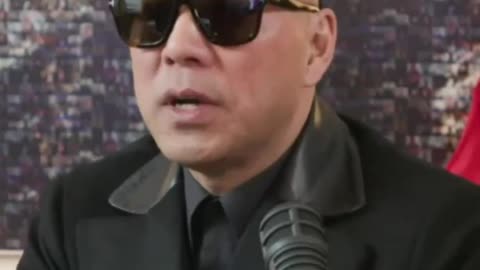 20220124文贵先生直播： #什么叫教育？最好的教育就是离开学校后，所有学校的东西全忘掉，把兴趣激发出来，让人找到自己，张开嘴、迈开腿、睁开眼。