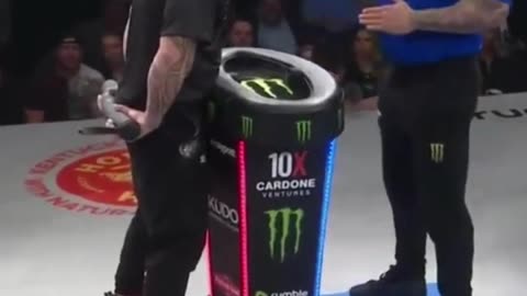 Heavy slap and knockout !!