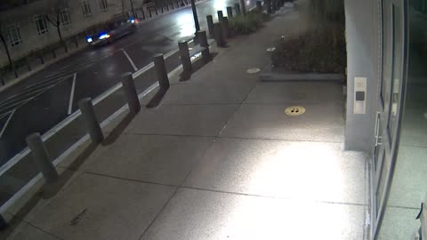 8493OHOB01DStreetDoorExterior_2021-01-05_18h40min01s240ms.mp4