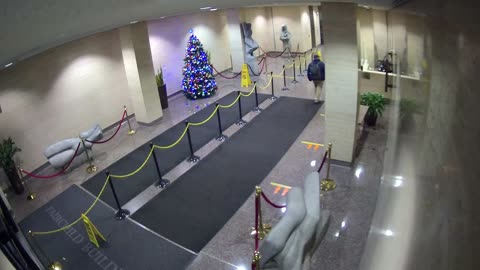 8002FCOB01MainLobby_2021-01-05_16h40min01s130ms.mp4