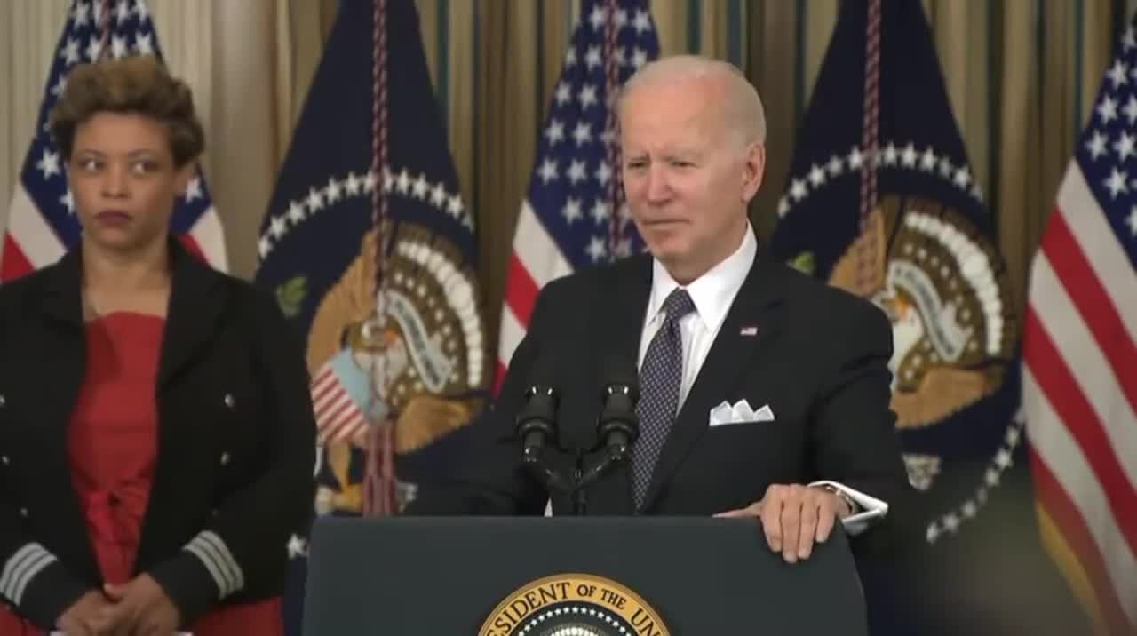 Biden Backtracks On “Taking Down Putin” Comment