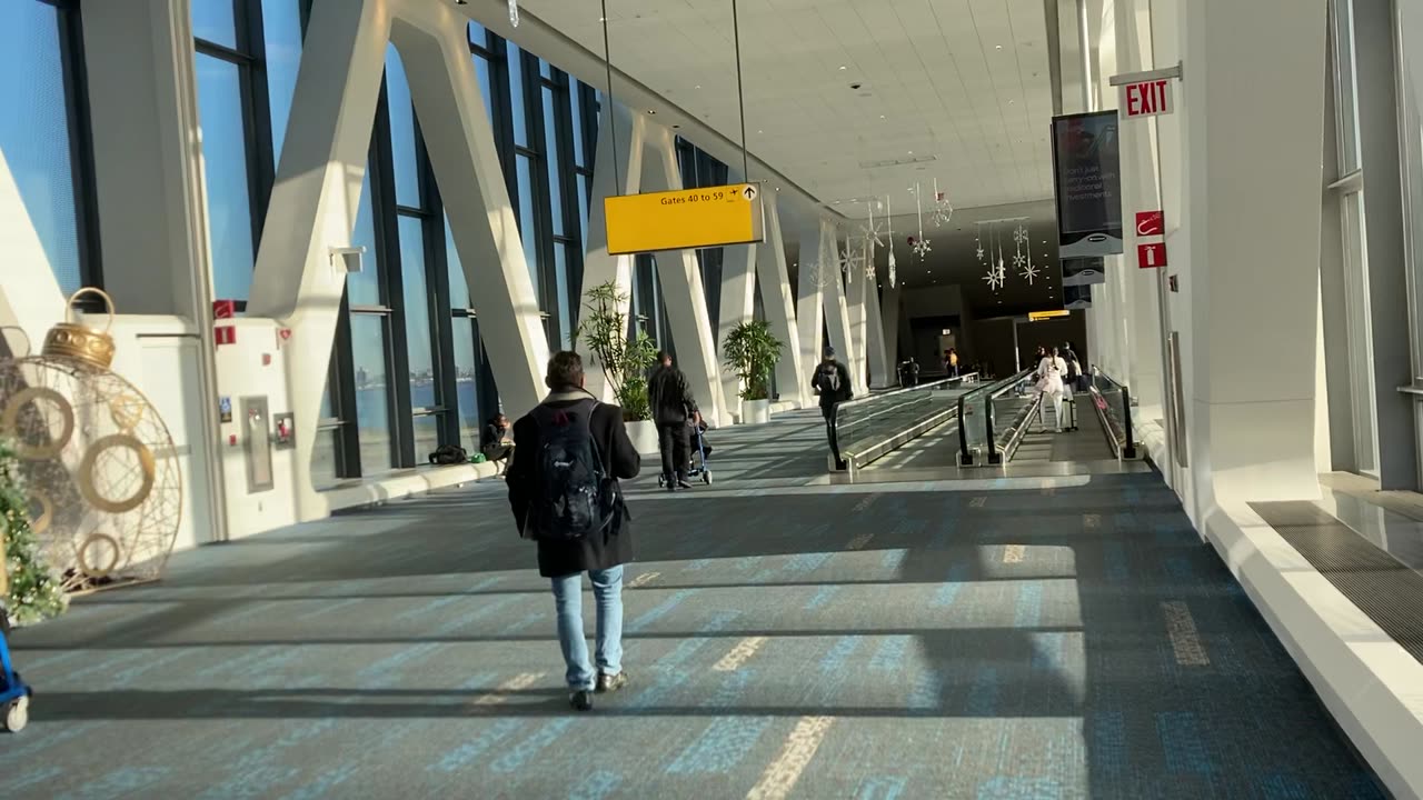 NYC Airports: LaGuardia 4