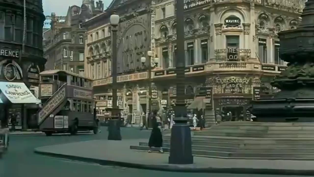 1930's LONDON ENGLAND