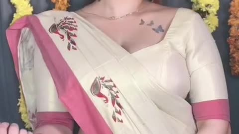 Hot sexy babe eye feast in saree