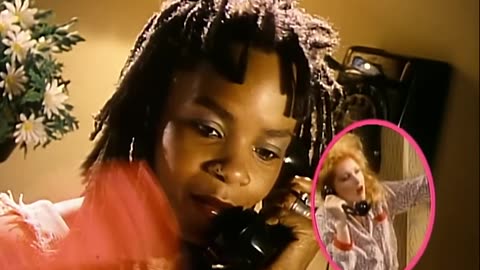 Cyndi Lauper - Girls Just Want To Have Fun (Official Video)