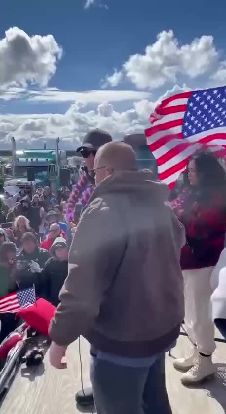 California Truckers, sing Amazing Grace