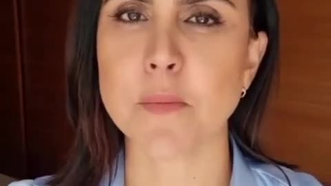 la journaliste explique pourquoi les mérdias sont devenus des 5èmes colonnes