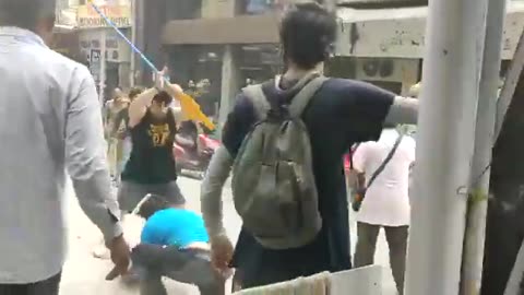 India street fight with police