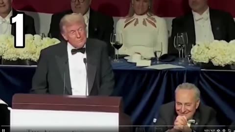 Donald Trump không giấu điều gì tại bữa tối với Al Smith ở New York👇👇👇👇👇