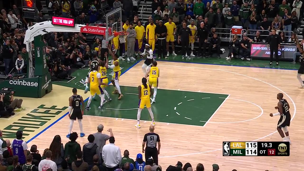 Lillard Lifts Blazers with Clutch Three! Bucks Lead Narrows to 2 in OT (13.6 Left)
