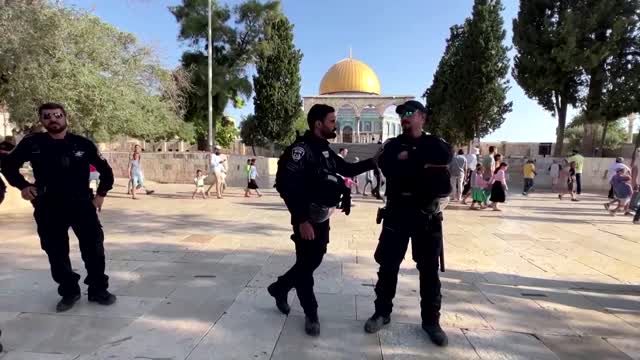 Palestinian rockets reach west of Jerusalem