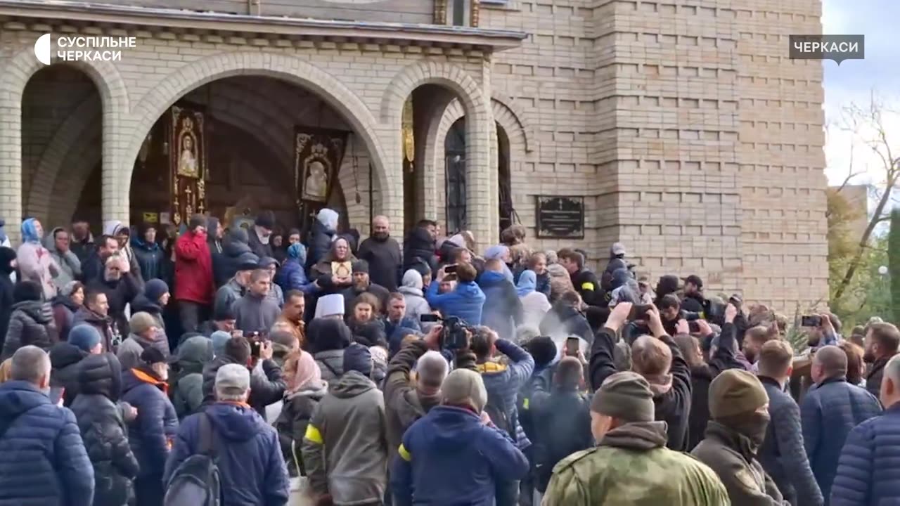 The Orthodox Church in Cherkassy Attacked by Ukrainian Nationalists