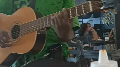 Calypso live singing